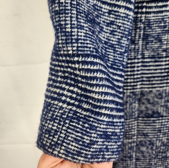 J.Crew Classic Preppy Winter Wool Blend Tailored Topcoat Navy Blue Plaid 2 - Picture 5 of 16